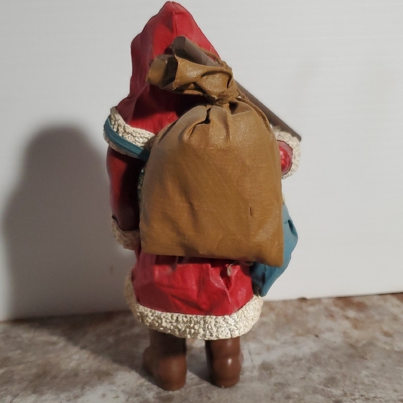 Vintage Santa Claus Figurine with Red Coat - Picture 3 of 4